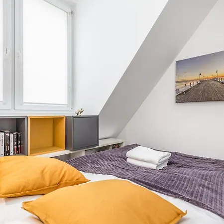 Family Three Bedroom Podczele Sunrise By Renters アパート *