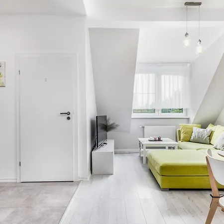 Family Three Bedroom Podczele Sunrise By Renters Appartement Kołobrzeg